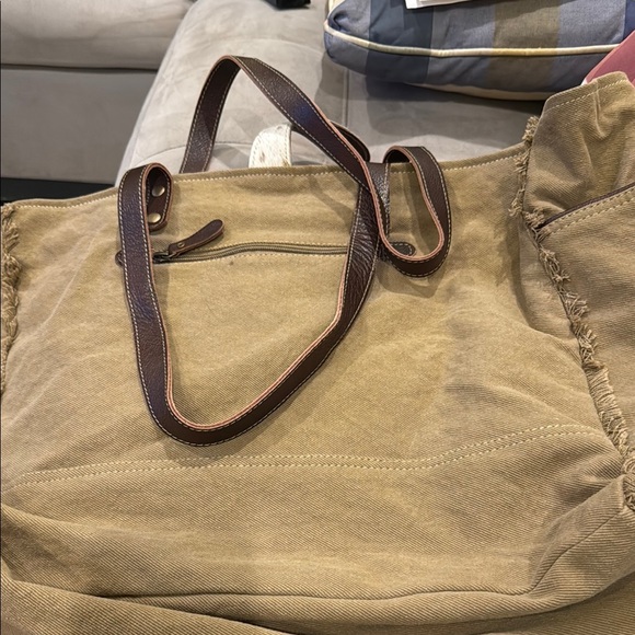 Myra Boho Tote Bag with Tribal Pattern new with tags . Good for weekend travel . - Picture 2 of 8